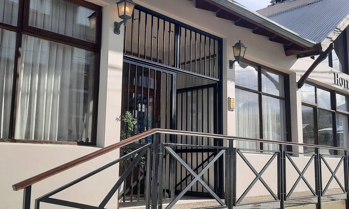 Province of Tierra del Fuego Hotel | Hotel Austral Ushuaia