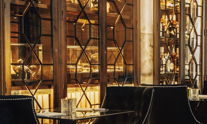 Barrio Gótico Hotel | Hotel Bagues, a Small Luxury Hotels of the World
