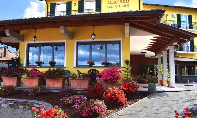 Levo Cama Y Desayuno | Hotel BB Villa Orchidea