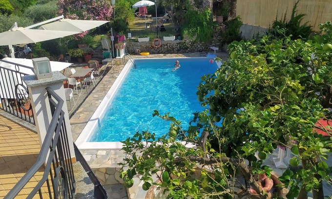 San Bartolomeo al Mare Hotel | Hotel Bellavista