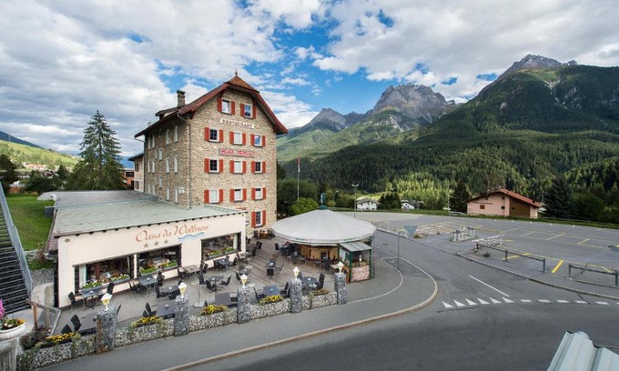 Engadin Scoul Hotel | Hotel Bellaval Scuol