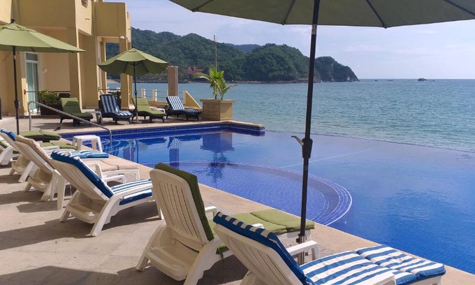 Barra de Navidad Hotel | Hotel Bogavante