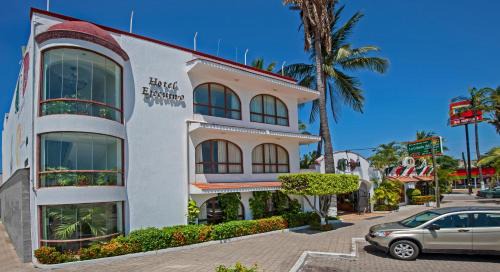 Residencial Salagua Hotel | Hotel Boutique La Pergola