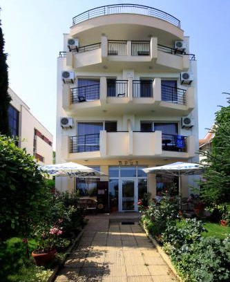 Sarafovo Hotel | Hotel Briz