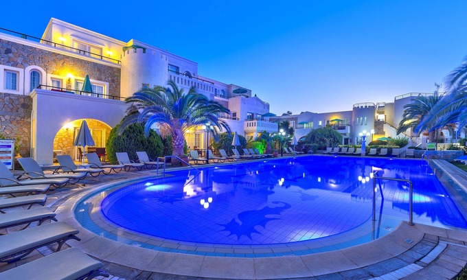 Platanias Town Apartamento | Hotel Castle Suites