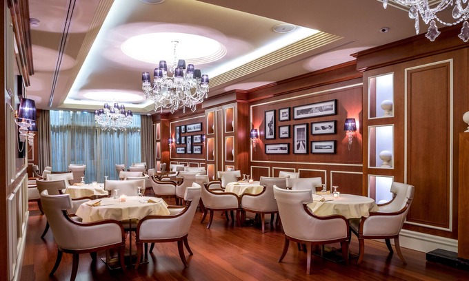 Les Eaux-Vives Hotel | Hotel Century