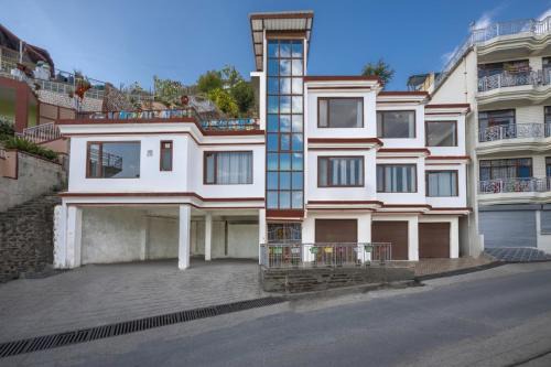 Shimla Hotel | Hotel Charming Hills By Him Haults Hospitality