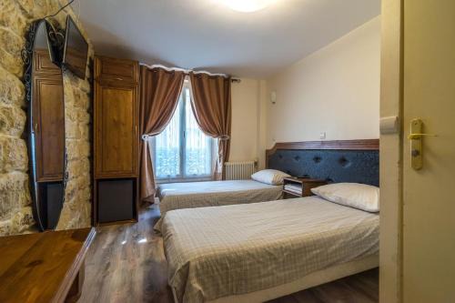 Montmartre Hotel | Hotel Clermont Montmartre