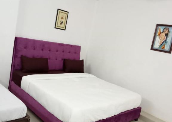 Surat Casa | HOTEL COMFORT