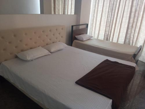 Majestic Hotel | Hotel Comfort Stay
