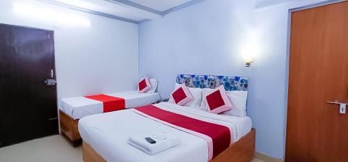 Bhikaji Cama Place Casa | Hotel Commodo - Near US Embassy