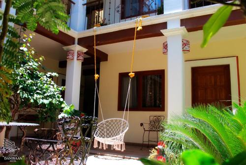 Calzada Madero Hotel | Hotel Danibaan