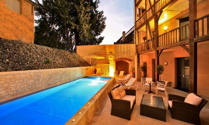 Sarlat-la-Caneda Hotel | Hotel de Compostelle