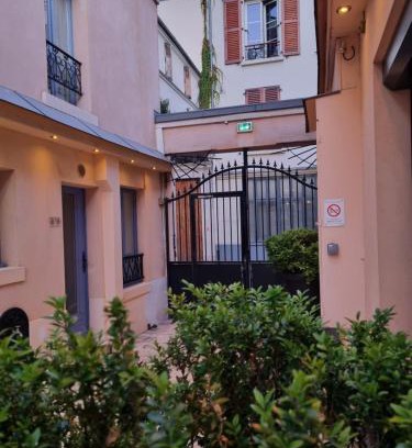 Quartier Saint-Ambroise Apartamento | Hotel De L'Horloge