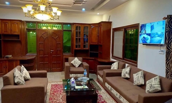 D.H.A. Casa | Hotel Defence Inn