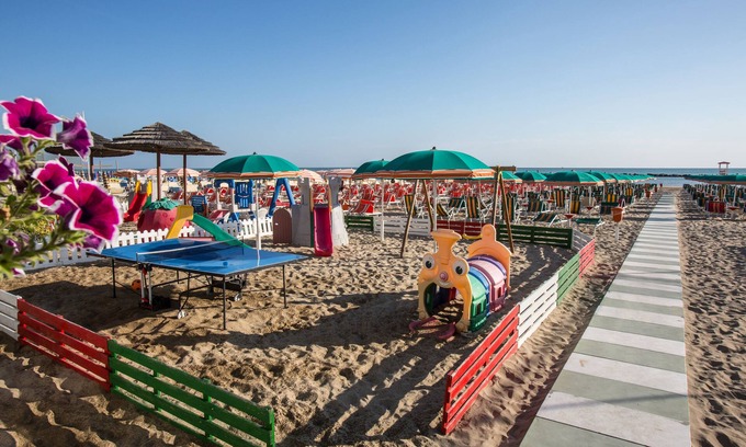 Senigallia Hotel | Hotel Delfino