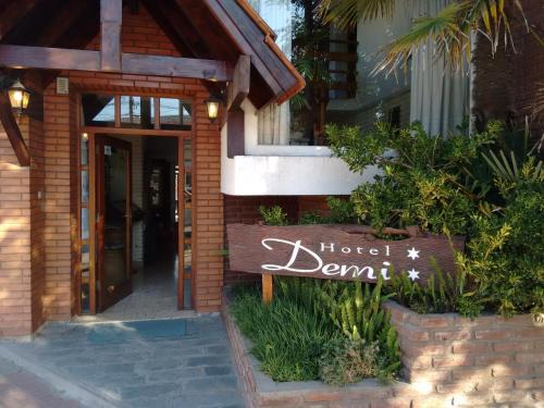Villa Gesell Hotel | Hotel Demi