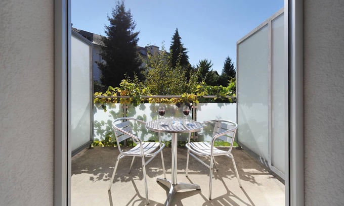 Central Interlaken Hotel | Hotel Derby Interlaken - Action & Relax Hub