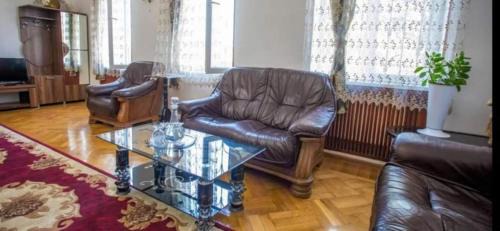 Kutaisi Hotel | Hotel Devino