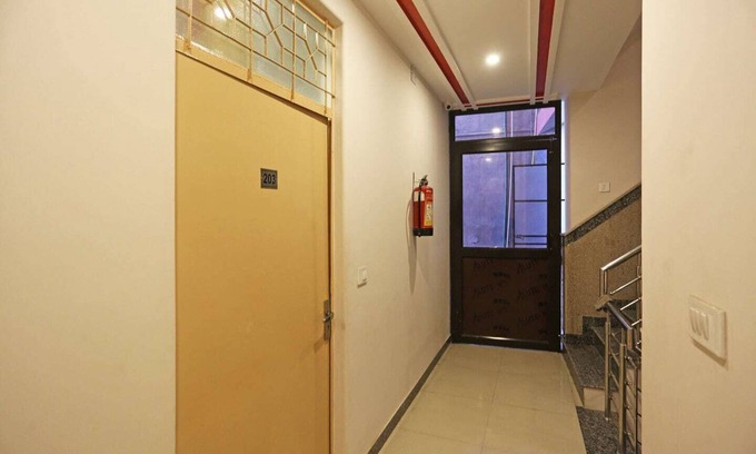 Mahipalpur Extension Hotel | HOTEL DIAMOND STAR, AEROPUERTO IGI