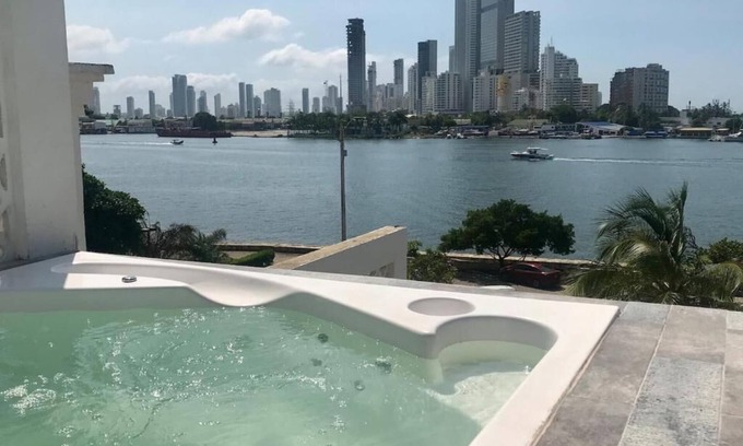 Cartagena Walled City Casa | Hotel Dorado Plaza Boutique Calle del Arsenal