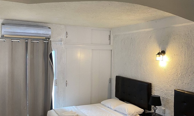 Adolfo López Mateos Hotel | Hotel Dos Mundos, Isla Cozumel