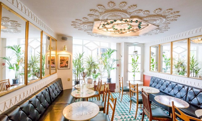 Quartier de Rochechouart Hotel | Hotel du Temps Paris