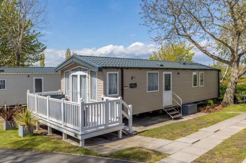 Hamworthy Casa | Hotel du Van - Rockley Park Caravan, Activities On-site