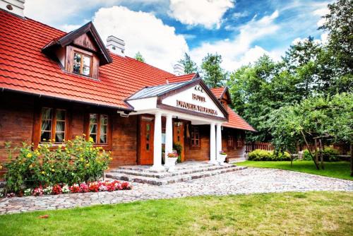 Gorzno Hotel | Hotel Dworek Wapionka