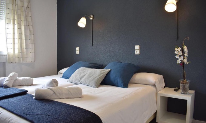 Villanueva de la Cañada Hotel | Hotel El Ancla