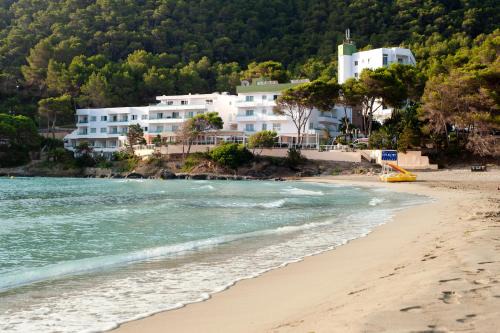 Cala Llonga Apartamento | Hotel El Pinar