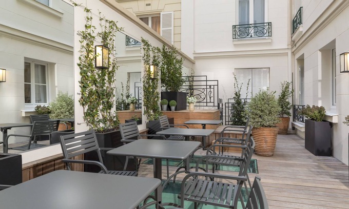 Faubourg-du-Roule Hotel | Hotel Elysées Céramic