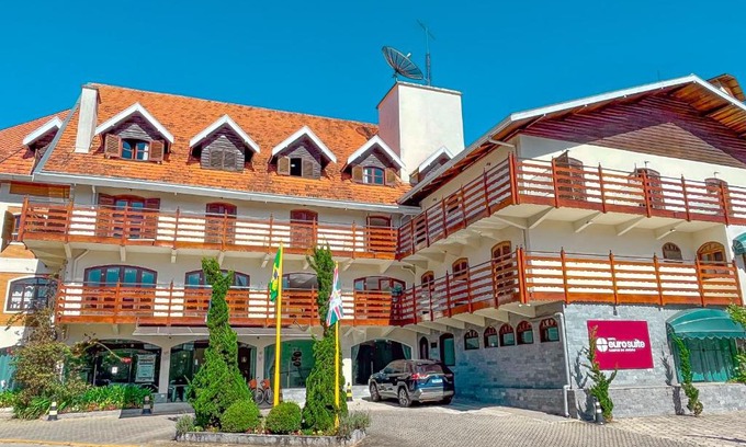 Capivari Hotel | Hotel Euro Suíte Campos do Jordão By Nacional Inn - A 800 metros da Vila Capivari