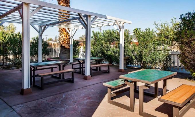 Ridgecrest Hotel | Hotel Europa Ridgecrest