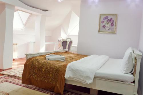 Codru Hotel | Hotel EZIO