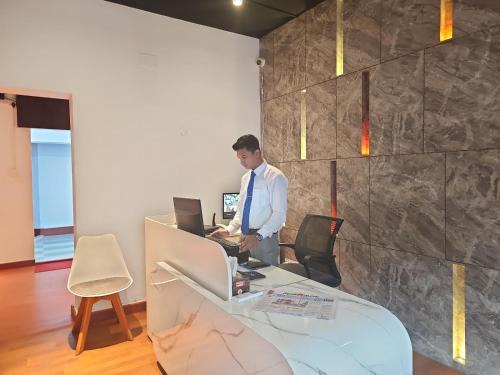 Uttara Hotel | Hotel Family Inn
