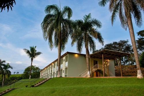 Serra Negra Casa | Hotel Fazenda Vale da Cachoeira