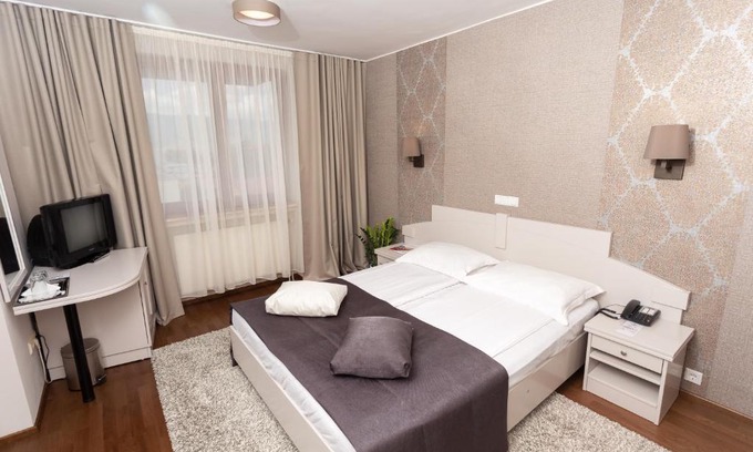 Miercurea-Ciuc Hotel | Hotel Fenyõ