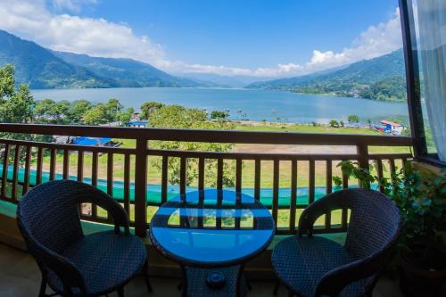 Pokhara Hotel | Hotel Fewa Camp