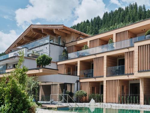 Schonbach Cama Y Desayuno | Hotel Garni Pinzgau, Fabian Hüttl