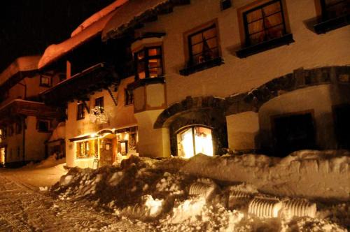Sankt Anton am Arlberg Hotel | Hotel Garni Friedheim