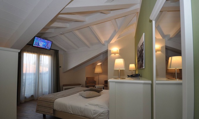 Menaggio Hotel | Hotel Garni Corona