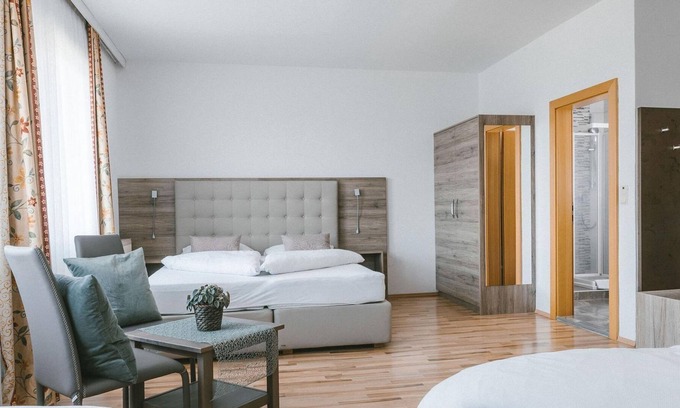 Illmitz Casa | Hotel Garni Vierbettzimmer Du/wc - Hotel Johannes-zeche Tauber