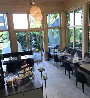 Ueberlingen Hotel | Hotel Garni Villa Rosengarten