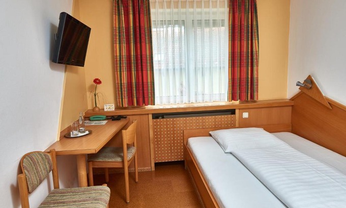 Obertraubling Casa | Hotel Gasthof Stocker