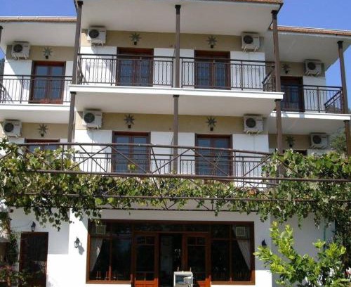 Golden Beach Hotel | Hotel George