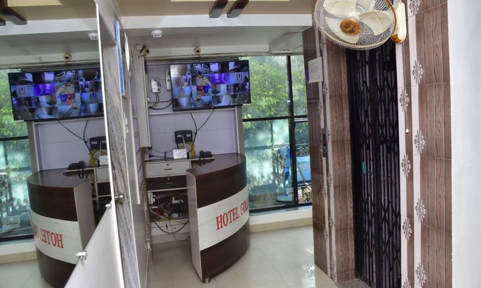 Palanpur Hotel | Hotel Golden & Guest House