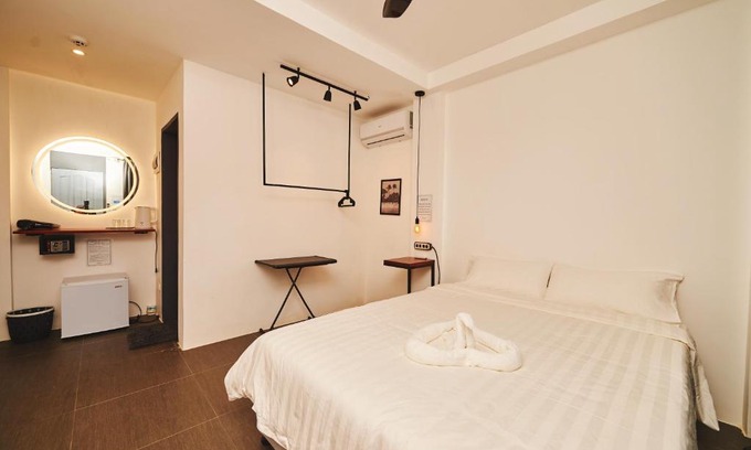 Manoc-Manoc Hotel | Hotel Gray in Boracay