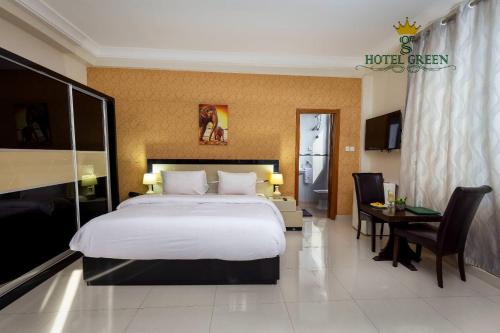 Teshie Hotel | Hotel Green