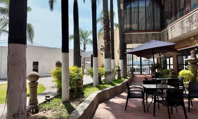 Tonalá Hotel | Hotel Hacienda Tonalmain, Central Nueva